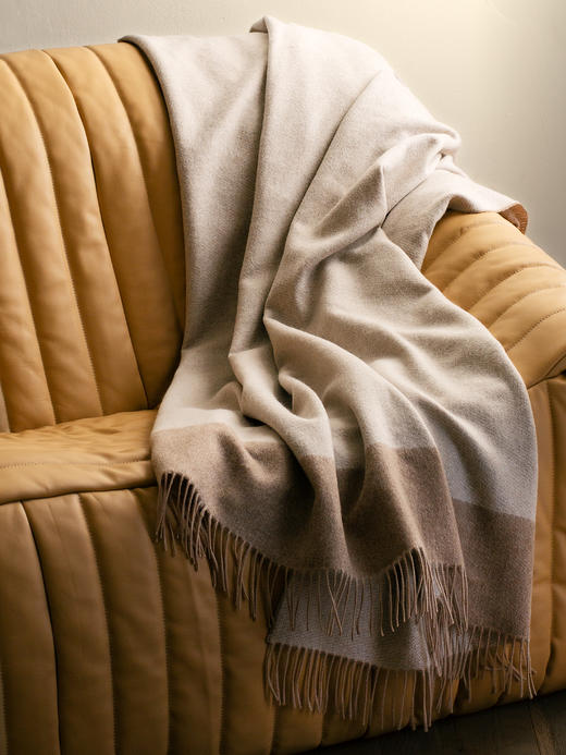 伽罗 JALO 羊绒/羊毛毯披肩（3个工作日内发货） 商品图0