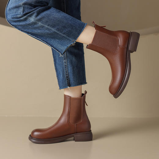 ZHR氛围感法式短靴女靴2023冬季新款简约纯色厚底显高洋气马丁靴 商品图5