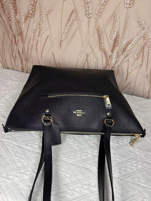 秋冬特惠💰490 蔻驰 C家79608上身效果超级棒 女士pvc单肩休闲潮流女包托特包 商品图5