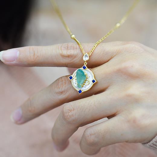 金蟾滚滚翡翠金蟾吊坠【仅现货】 商品图3