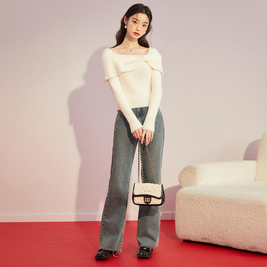 西遇针织衫女新款红色修身百搭打底衫一字肩长袖上衣12221930 商品图1