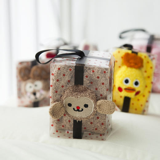 双12抢先购！【可爱卡通设计！柔软舒适】儿童成人立体卡通刺绣珊瑚绒地板袜，可爱圣诞半边绒袜子儿童盒装袜，多种颜色选择，个性十足，时尚美丽一触即发lm 商品图2