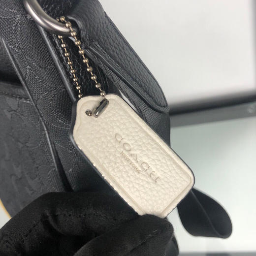 秋冬特惠💰470 coach/蔻驰男包 C5291 VARSITY THOMPSON系列男女通勤款 提花织布条纹拼皮单肩斜挎包  尺寸：31×22×7cm 商品图6