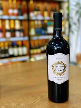 西班牙露松酒庄头等舱干红葡萄酒