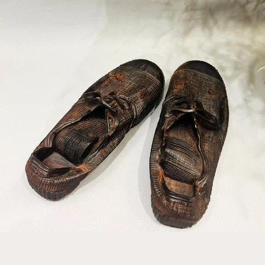 平步青云(解放鞋)°小叶紫檀摆件 商品图0