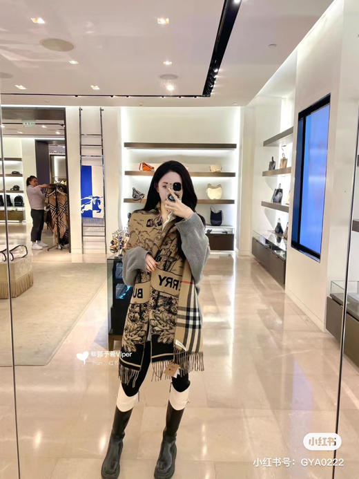 Burberry新款围巾 商品图4