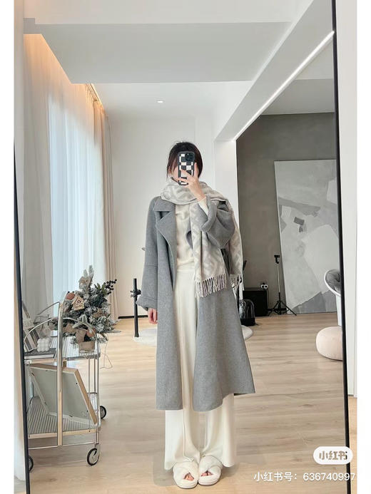 Fendi羊绒围巾-浅灰色 商品图3