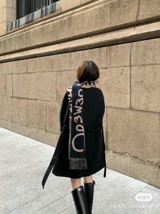 Loewe涂鸦围巾 商品图2