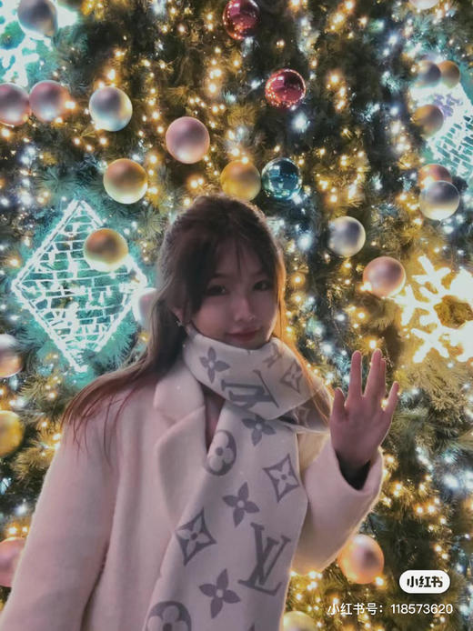 Lv羊毛围巾-灰色 商品图3