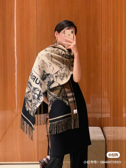 Burberry新款围巾 商品图10