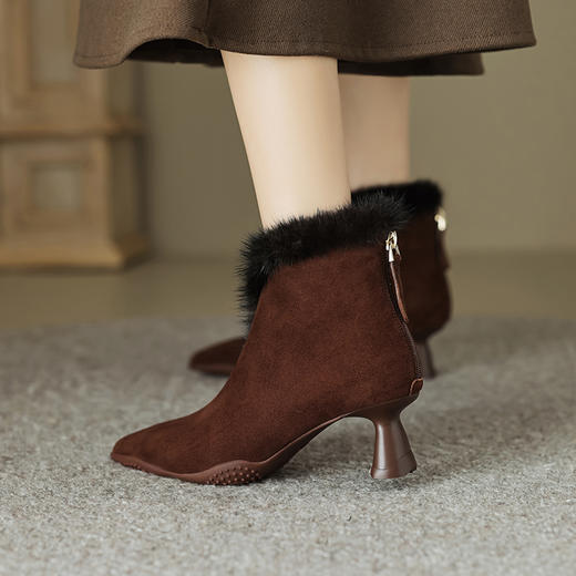 时尚保暖，羊反皮+水貂毛橡胶运动大底短靴YCJX-2567 商品图8