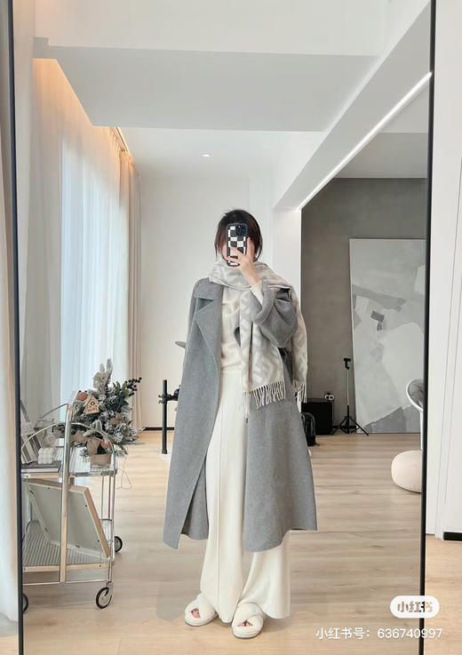 Fendi羊绒围巾-浅灰色 商品图1