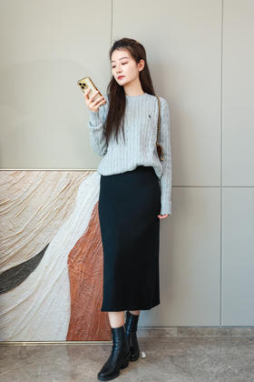 高弹显瘦羊毛直筒裙