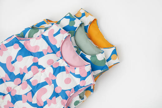 可嘟儿羽绒马甲迷彩印花三色可选 商品图3