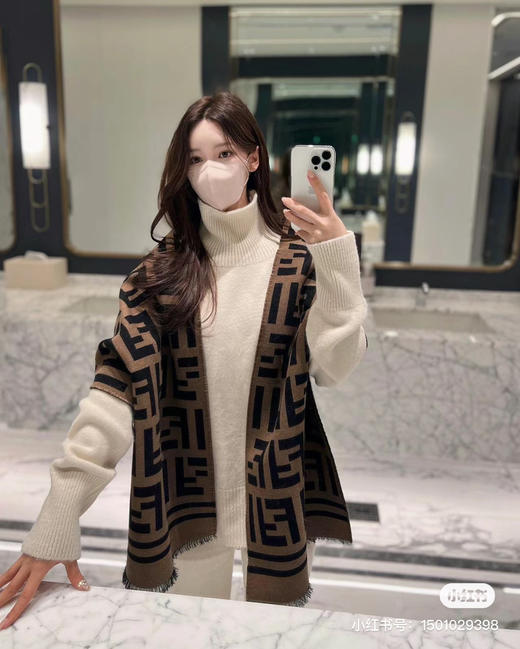 Fendi围巾经典爆款 商品图2