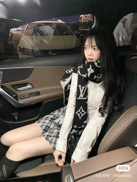 Lv羊毛围巾-黑色 商品图6