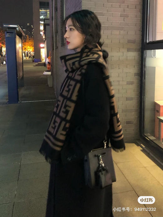 Fendi围巾经典爆款 商品图7