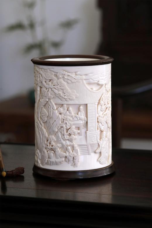 琴棋书画°猛犸牙雕笔筒 商品图0