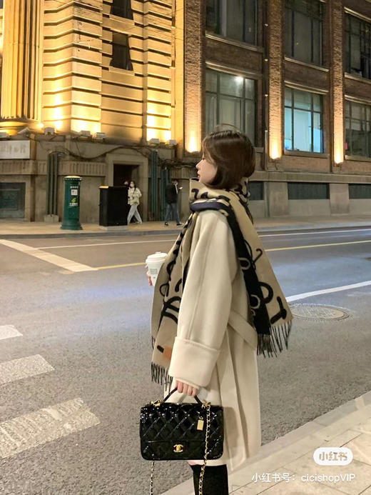 Loewe涂鸦围巾 商品图1