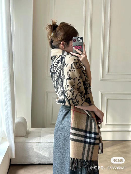 Burberry新款围巾 商品图3
