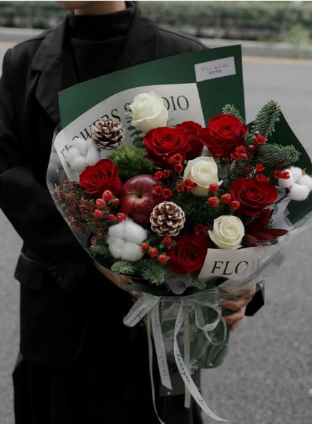 2023圣诞惊喜花束 商品图2
