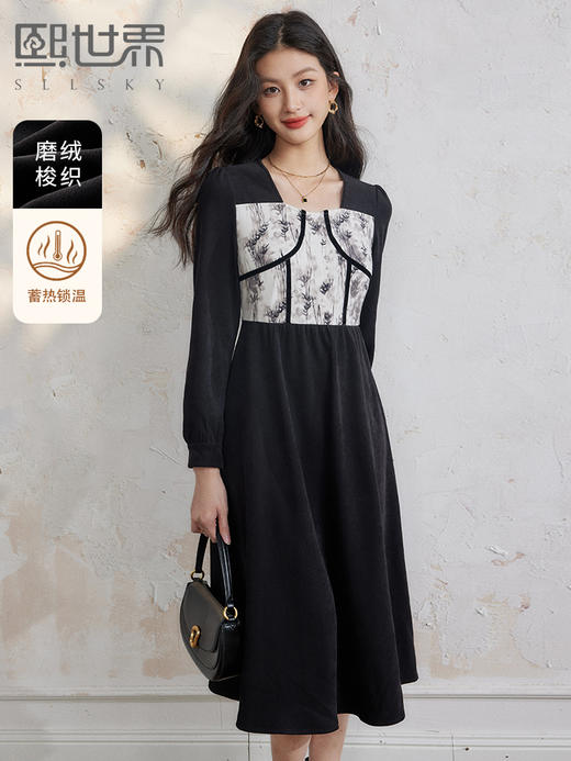 【专属特价】熙世界新中式水墨印花连衣裙女秋冬磨绒方领法式赫本风复古小黑裙 商品图0