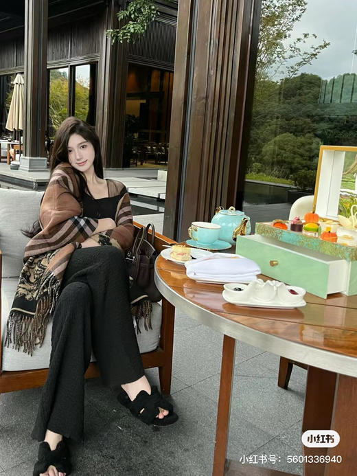 Burberry新款围巾 商品图4