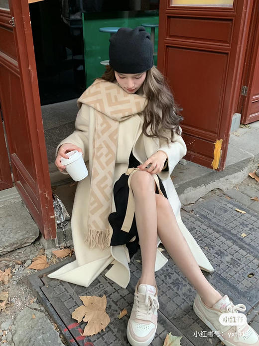 Fendi羊绒围巾-奶茶色 商品图1