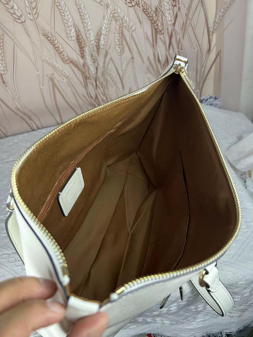 秋冬特惠💰490 蔻驰 C家79608上身效果超级棒 女士pvc单肩休闲潮流女包托特包 商品图7