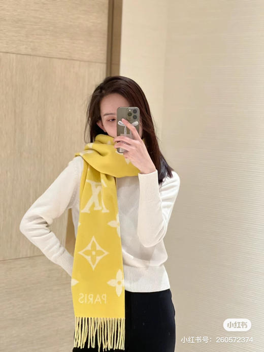 Lv羊绒围巾-鹅黄色 商品图5