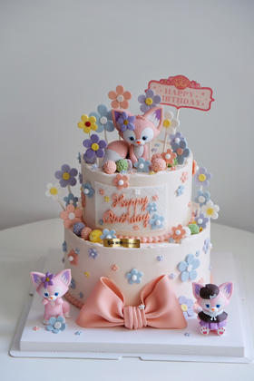 玲娜贝儿-双层蛋糕