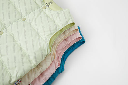 可嘟儿羽绒马甲印花四色可选 商品图3