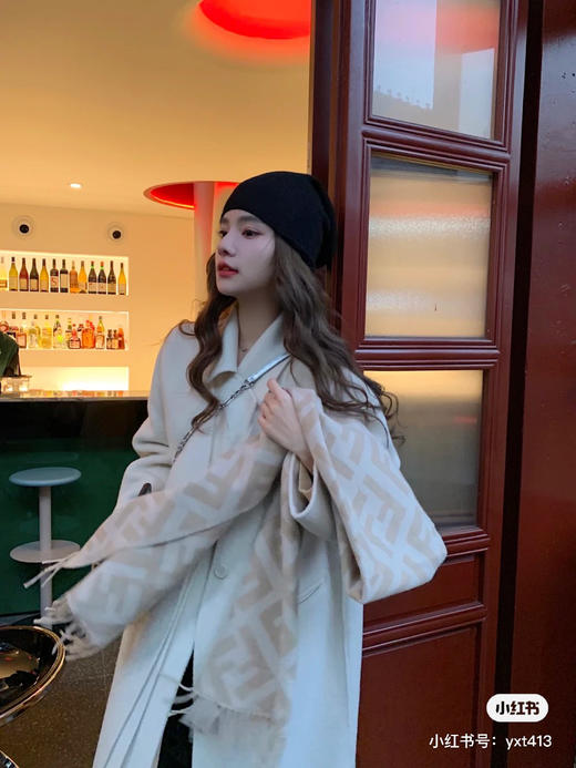 Fendi羊绒围巾-奶茶色 商品图3