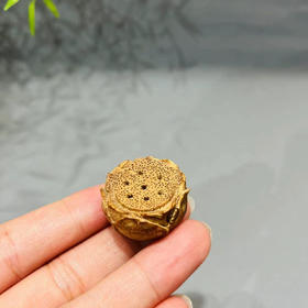 小莲花香插°竹根雕
