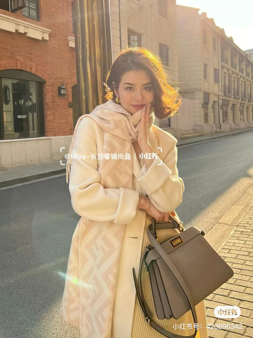 Fendi羊绒围巾-奶茶色 商品图0