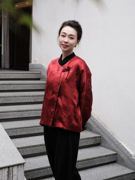 盛唐牡丹 |冠乐绉偏襟花扣夹棉外套 商品图0