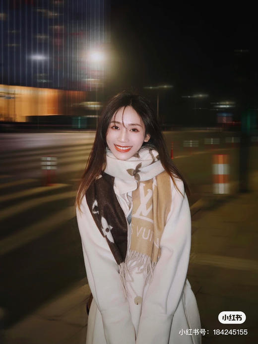 Lv渐变围巾-驼色 商品图2