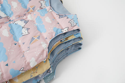 可嘟儿羽绒马甲猫咪印花四色可选 商品图2