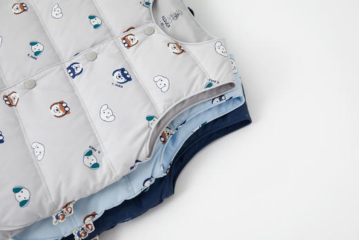 可嘟儿羽绒马甲爱心印花四色可选 商品图1