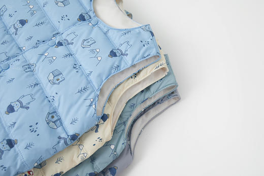 可嘟儿羽绒马甲雪人印花四色可选 商品图2