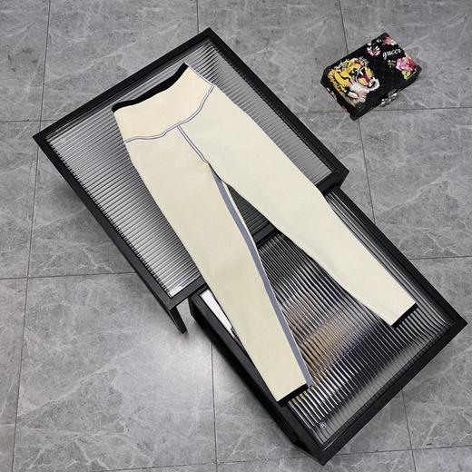 B324小香儿羊羔绒鲨鱼打底裤一条被称为拥有“脂肪消失术”的魔术裤 商品图3