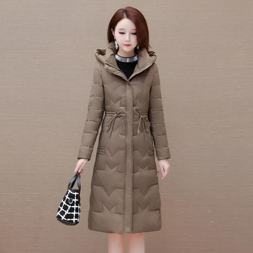 QYMXQD-6D2320-L 简约长款加厚保暖羽绒服2023年冬款长袖连帽系带收腰女装鸭绒外套 商品图1