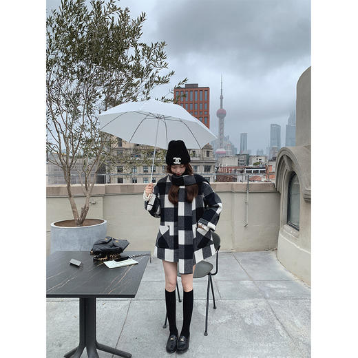 金蘑菇菇 丝绒小短裤 大衣外套好搭档 / 自带氛围感 商品图1