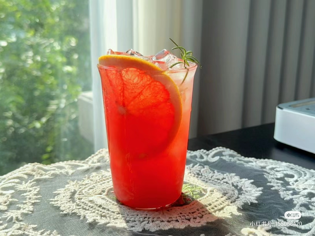 西柚茉莉苏打水