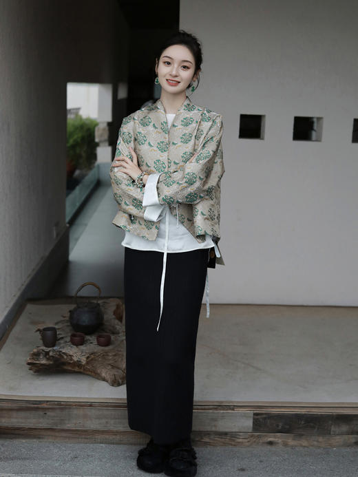 微瑕秒杀| 限量款| 盛唐牡丹|万寿无疆牡丹纹重缎宋锦新中式外套-绿团纹(不夹棉）[特价品](特殊商品不退不换) 商品图7