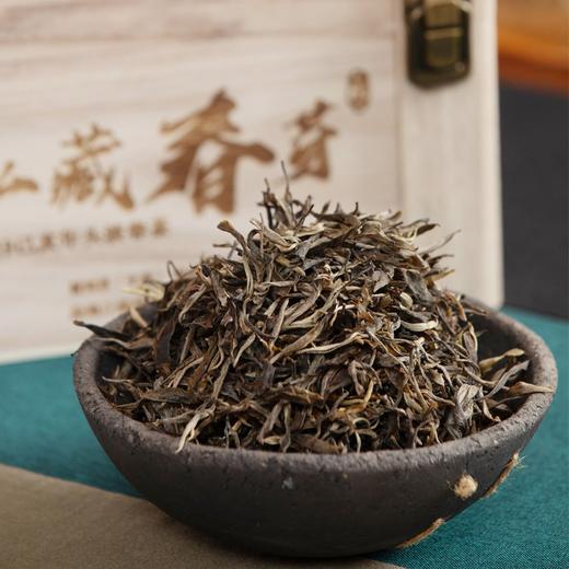 正皓茶业丨私藏春芽 普洱生茶 2019年头春嫩芽 云南勐海 古树原料 400g 珍藏礼盒装 商品图1