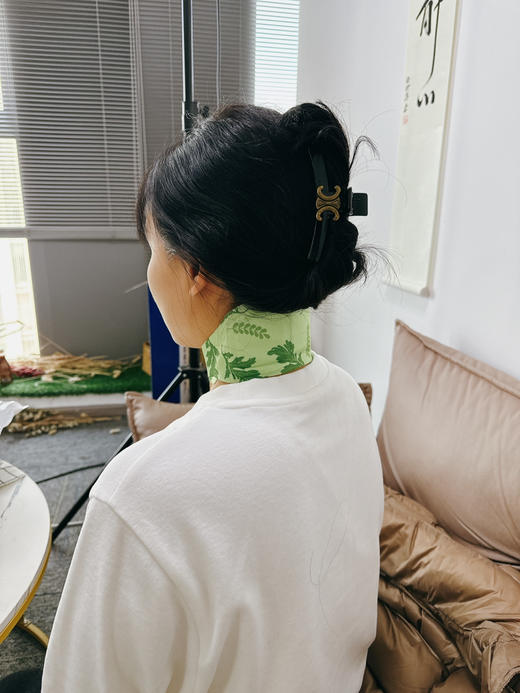 【艾草暖颈贴】 天然草本，颈部热敷，缓解肩颈酸痛，自由调节松紧，男女可用，上班族必备 商品图5