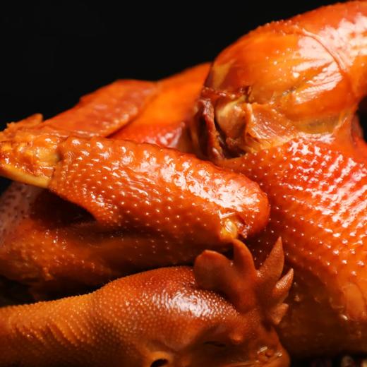 短保食品，务必及时签收，冷藏或冷冻！！！【地道风味丨卤小耶麻椒鸡850g*1/2只装】自然生长优质老母鸡肉质更鲜香，麻香浓郁辣而不燥，请勿带袋加热，下单72小时内发货，短保产品一经下单不支持拦截退款！ 商品图1