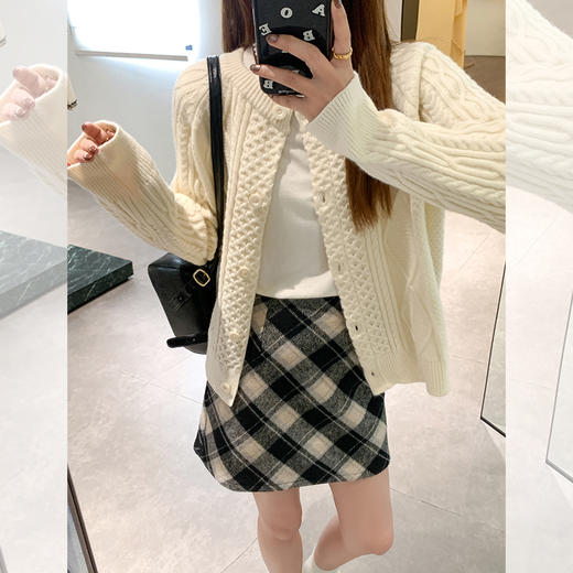 <曾小咸推荐> 【苏打奶片】圆领系扣毛衣+打底+半裙 商品图0