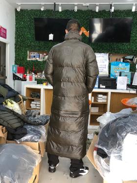 rains加长厚棉衣，模特1米87